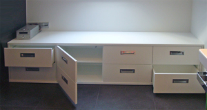 Badezimmerschrank